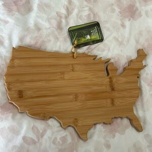 USA Bamboo Cutting & Serving Board NWT
